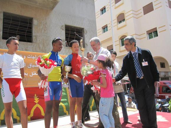 522386_359128770807219_100001302962613_915897_1222163553_n