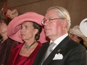 SAR La princesa Claude d´Orléans y su marido