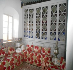 Interior casa de la familia Chouirdi