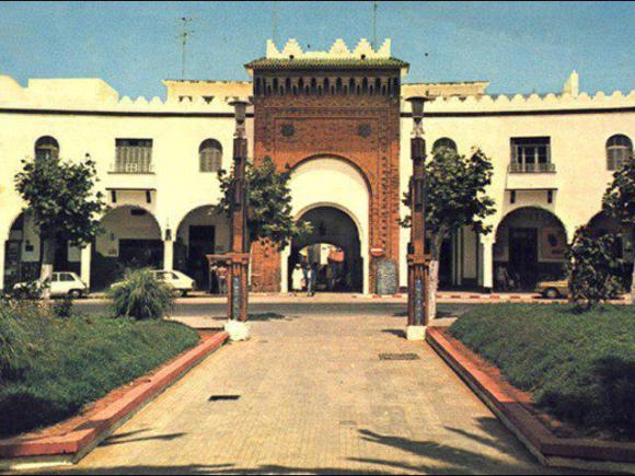 LARACHE - Plaza de España / de la Libaración