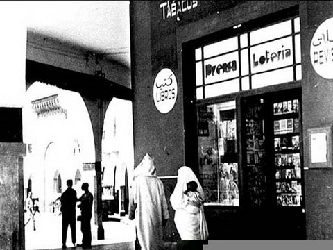 LARACHE - Plaza de España (hou de la Liberación)