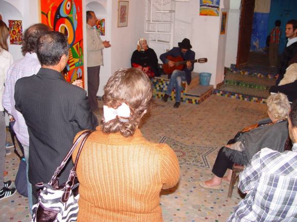 Jamal Nouman también actuó en la inauguración de esta exposición