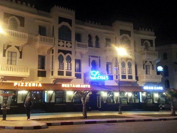 10403128_1571338946472348_4171450981221224425_n