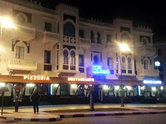 11149238_1571338893139020_1856298341593937692_n