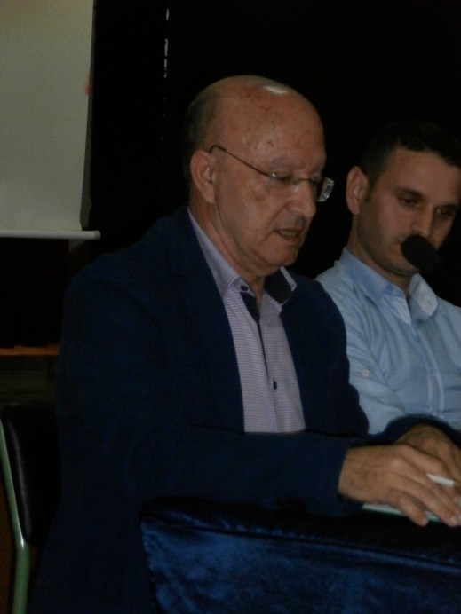 AHMED OUBALI presentando PASEANDO POR EL ZOCO CHICO en Larache