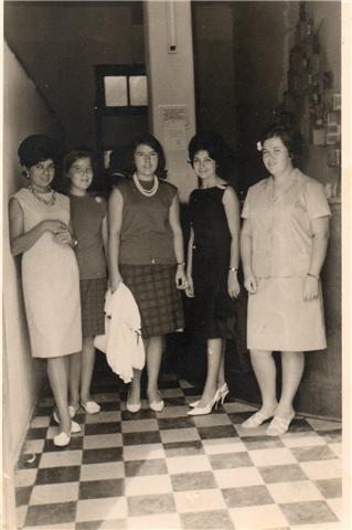 Larache - Hermanas Bravo y Columé