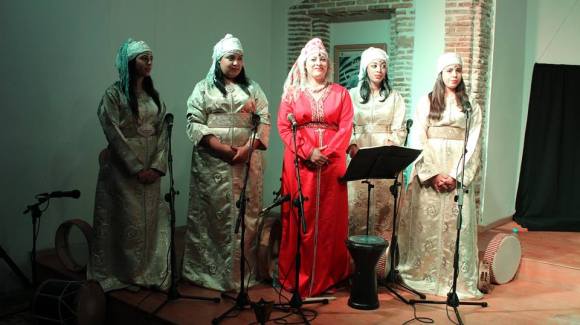 12088352_899893223414576_8131061421934115700_n