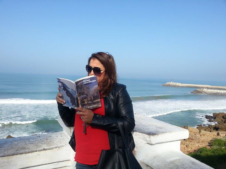 PASEANDO con... HANANE HAYANI