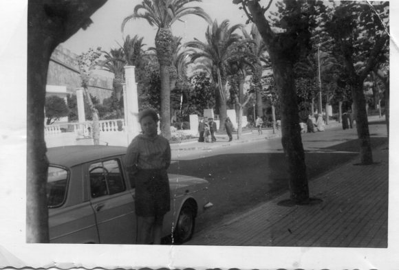Larache - Maru frente al Jardín de las Hespérides