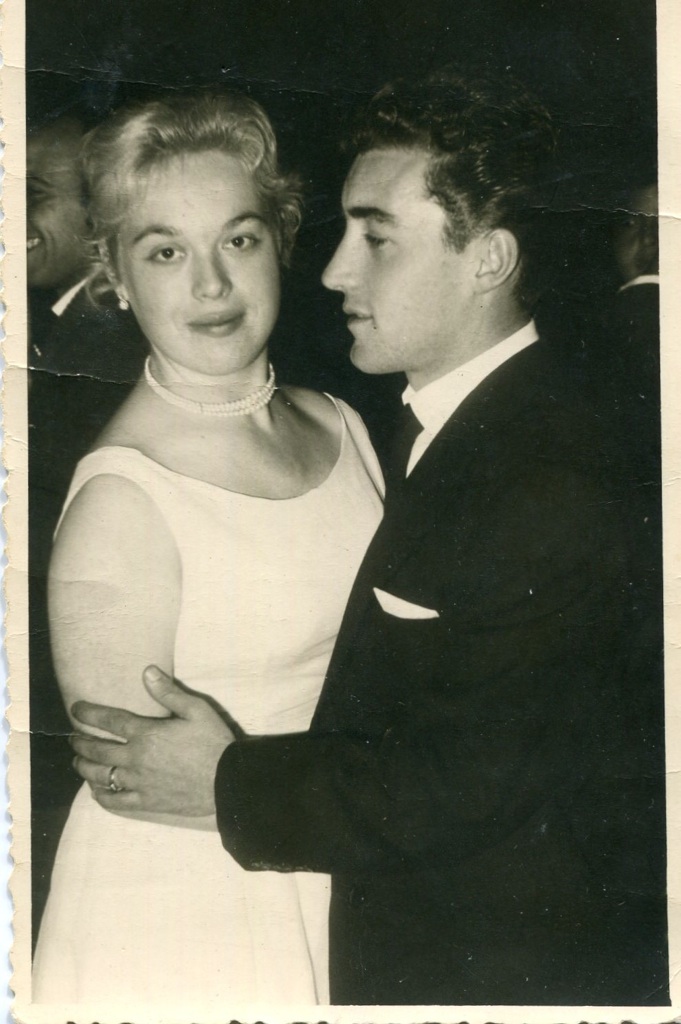 MIS PADRES EN CASA ESPAÑA LARACHE