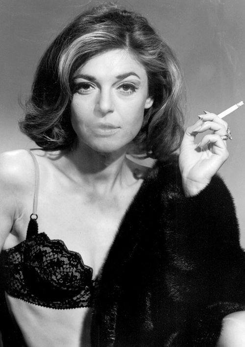 La imagen tiene un atributo ALT vacío; su nombre de archivo es anne-bancroft.jpg