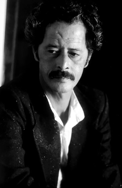 La imagen tiene un atributo ALT vacío; su nombre de archivo es mohamed-chukri-retrato.jpg