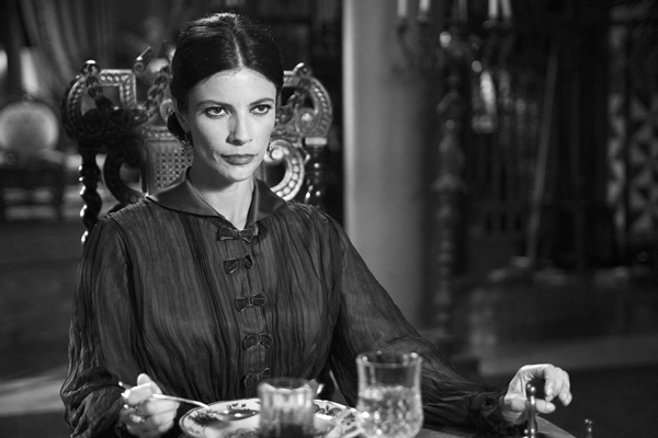 La imagen tiene un atributo ALT vacío; su nombre de archivo es blancanieves.jpg