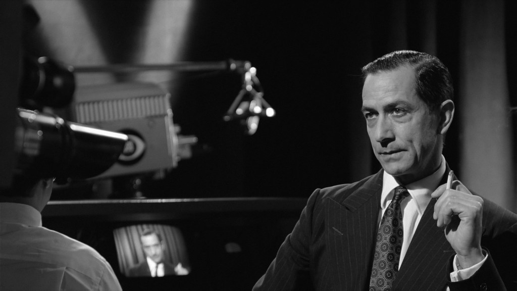 La imagen tiene un atributo ALT vacío; su nombre de archivo es buenas-noches-y-buena-suerte.jpeg